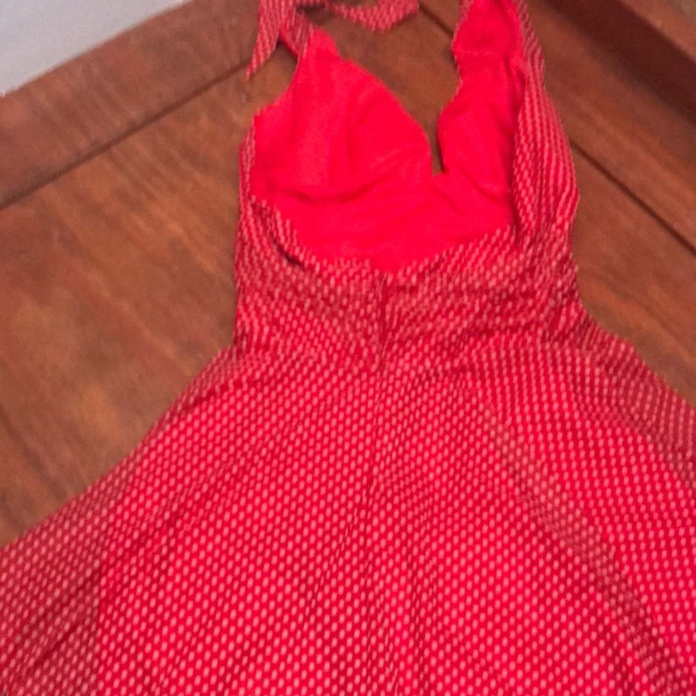 Dress - Picture 2 of 4